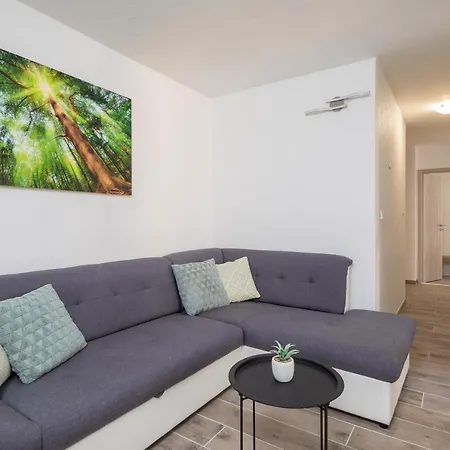 River Park Apartment