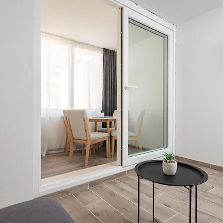 Apartment River Park *